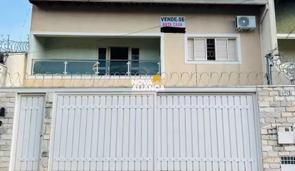 Casa com Estrutura Completa e Ótima Localização