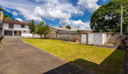 Sobrado em Colombo - Residencial ou Comercial