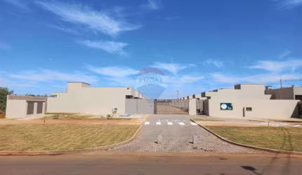 Casa Nova Nº 12 de 63m² com 2 vagas de garagem e 3 quartos em condomínio fechado com piscina  no bairro São Conrado