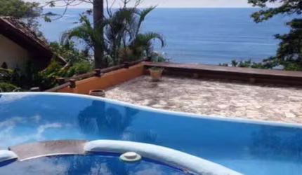 Pousada com 8 apartamentos, 2 chalés e 3 studios à venda na Praia do Tenório