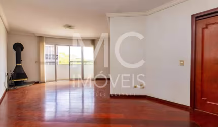 Apartamento com 101 m², 3 quartos sendo 1 suíte à venda no bairro Juvevê.