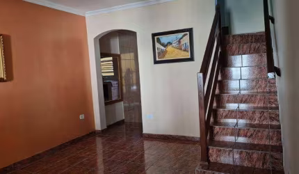 Sobrado com 3 dormitórios à venda, 190 m² por R$ 580.000,00 - Parque Pinheiros - Taboão da Serra/SP