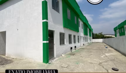 CASA DUPLEX, próximo a Washington Luiz