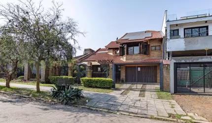 Casa com 4 quartos à venda na Rua Conde da Figueira, 553, Vila Jardim, Porto Alegre, 269 m2 por R$ 1.950.000