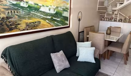 Casa duplex em condomínio, 2 suítes, próximo ao west Shopping