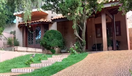 Casa de alto padrão Parque Santa Mônica à venda - Aceita permuta por apartamento.