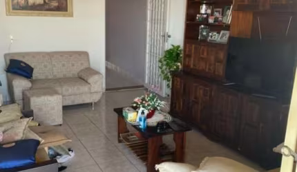 Casa com 3 quartos à venda na Rua João Sebastião Gomes, Jardim dos Oliveiras, Campinas, 175 m2 por R$ 585.000