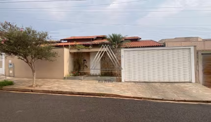 Imperdível Casa à Venda em São José do Rio Preto-SP, no Jardim Tarraf: 3 quartos, 2 suítes, 1 sala, 6 banheiros, 2 vagas, 300m².
