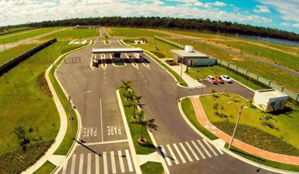 Terreno de 303m em ótima localização