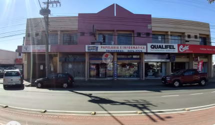 Sala comercial para alugar na Avenida Marechal Floriano Peixoto, 7971, Boqueirão, Curitiba, 92 m2 por R$ 2.950