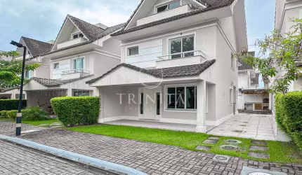 SUNRISE CASA TRIPLEX ESTILO AMERICANO COM 4 SUÍTES