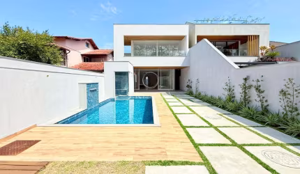 CASA TRIPLEX | INTERLAGOS DE ITAÚNA