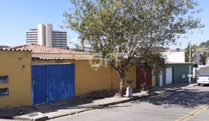 Casa com 3 quartos à venda na Rua Rinópolis, 21, Jardim do Trevo, Campinas, 165 m2 por R$ 550.000