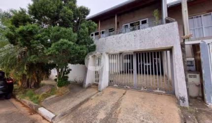 Casa com 3 quartos à venda na Rua Harley Salvador Bove, 380, Parque Jambeiro, Campinas, 238 m2 por R$ 620.000