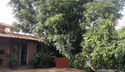 Sobrado à venda em Campinas, Parque São Quirino, com 5 quartos, com 437.96 m²
