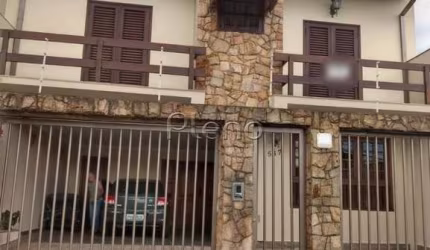 Casa à venda na Vila Nogueira, 4 quartos - Campinas.