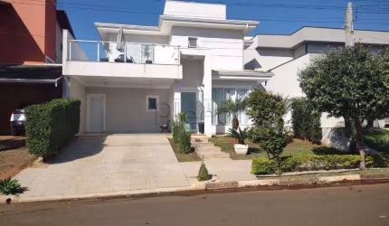 Sobrado à venda em Paulínia, Betel, com 3 suítes, com 192 m², Residencial dos Jacarandás