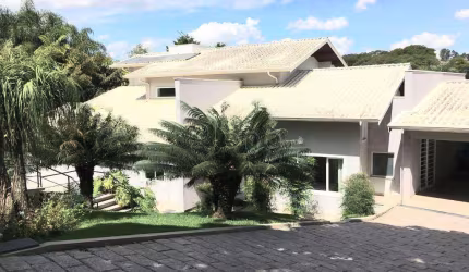 Casa à venda com 4 suítes no Condomínio Estância Marambaia, Vinhedo.