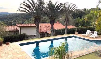 Casa à venda com 4 quartos no Residencial Vale da Santa Fé, Vinhedo.