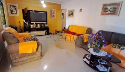 Casa à venda com 3 quartos no Jardim Eulina, Campinas.
