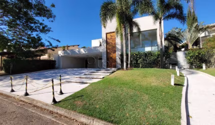 Casa à venda e para locação em Vinhedo, Pinheirinho, com 4 suítes, com 566.9 m², Alpes de Vinhedo
