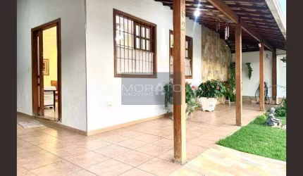 Casa à venda, 5 quartos, 1 suíte, 4 vagas, Alípio de Melo - Belo Horizonte/MG