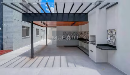 Área Privativa 3 quartos, suíte, 2 vagas de garagem à venda no Bairro Castelo