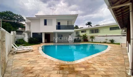 Casa com 4 Quartos 4 suítes e 8 Vagas no Bairro São Luiz em Belo Horizonte.