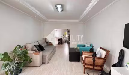 Casa com 4 quartos à venda na Rua Ary Negrão Barone, 90, Parque São Quirino, Campinas, 340 m2 por R$ 1.170.000