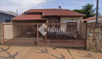 Casa com 4 quartos à venda na Rua El Salvador, 148, Jardim Nova Europa, Campinas, 220 m2 por R$ 800.000