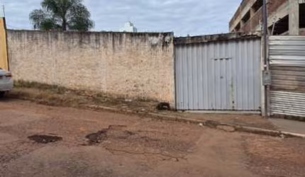 Casa para Venda em Cuiabá, ARAÉS, 4 dormitórios, 2 suítes, 5 banheiros, 5 vagas