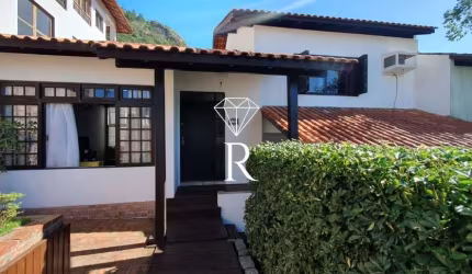 Casa com 3 quartos à venda na Trindade, Florianópolis  por R$ 3.800.000