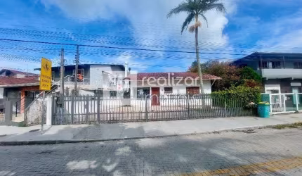 Casa com 4 quartos para alugar no Lagoa da Conceição, Florianópolis  por R$ 8.600
