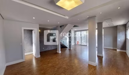 Casa com 3 quartos para alugar no Forquilhinhas, São José  por R$ 5.000