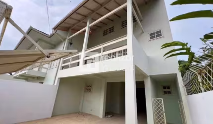 Casa com 1 quarto para alugar no Rio Tavares, Florianópolis  por R$ 5.290