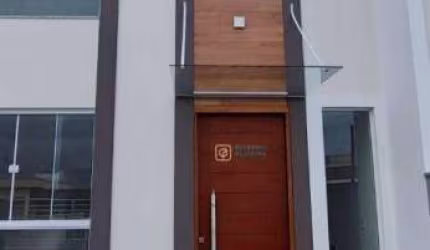 Sobrado à venda, 100 m² por R$ 619.000,00 - Meia Praia - Navegantes/SC