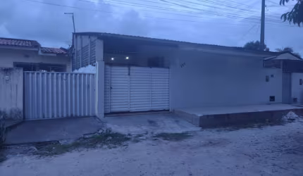 Imóvel espetacular à venda em João Pessoa-PB: Casa com 3 quartos, 2 suítes, 1 sala, 1 vaga de garagem e 220m² de área.