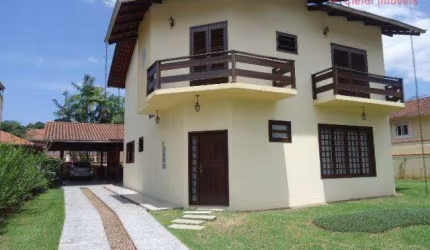 Casa com 2 dormitórios à venda, 250 m² por R$ 1.950.000,00 - América - Joinville/SC