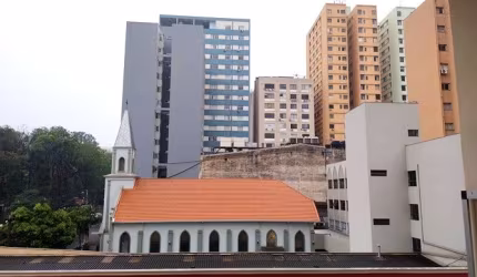 ótima localização - proximo da CATEDRAL - amplo apartamento
