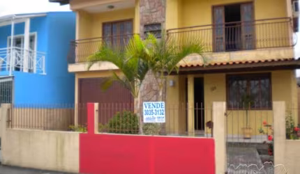 Casa 04 dorm - Flor de Napólis - 5285