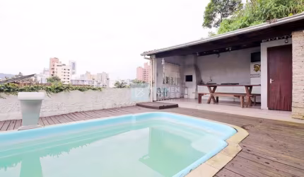 Casa com 2 quartos à venda no Ponta Aguda, Blumenau , 120 m2 por R$ 400.000
