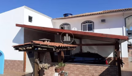 Casa em Centro - Palhoça
