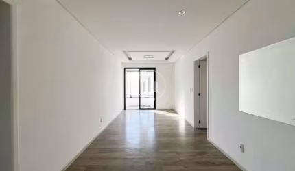 Apartamento 3 Quartos com 1 Suíte e 88m² - Centro