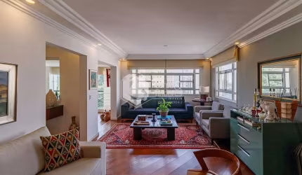 Apartamento tipo para venda com 4 quartos, sendo 4 suítes, 223m²