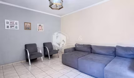 Casa tipo para venda com 3 quartos, sendo 1 suíte, 300m²