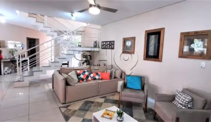 Casa com 5 quartos à venda na Praça Antônio Zunkeller Leite, 47, Água Fria, São Paulo por R$ 1.700.000