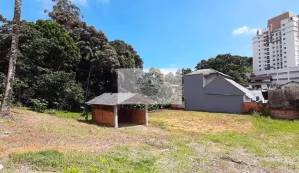 Terreno em rua sem saída, escriturado, com 364 m², próximo a Cidade das Aguas