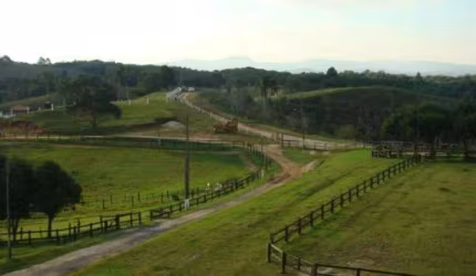 Rural com 5 dormitórios à venda,520000.00 m , centro, TIJUCAS DO SUL - PR