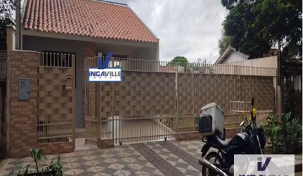 Casa com 2 dormitórios à venda, 134 m² por R$ 950.000,00 - Zona 08 - Maringá/PR