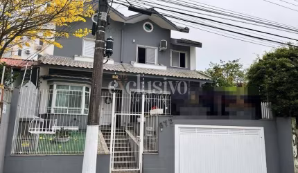 Casa com 4 quartos à venda na Rua José Abreu, 672, Estreito, Florianópolis por R$ 1.800.000